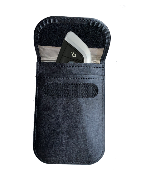 Keyless signal blocker wallet black